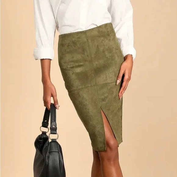 NWT  LULUS Button-Up Shirt and Olive Skirt size L - Picture 2 of 12